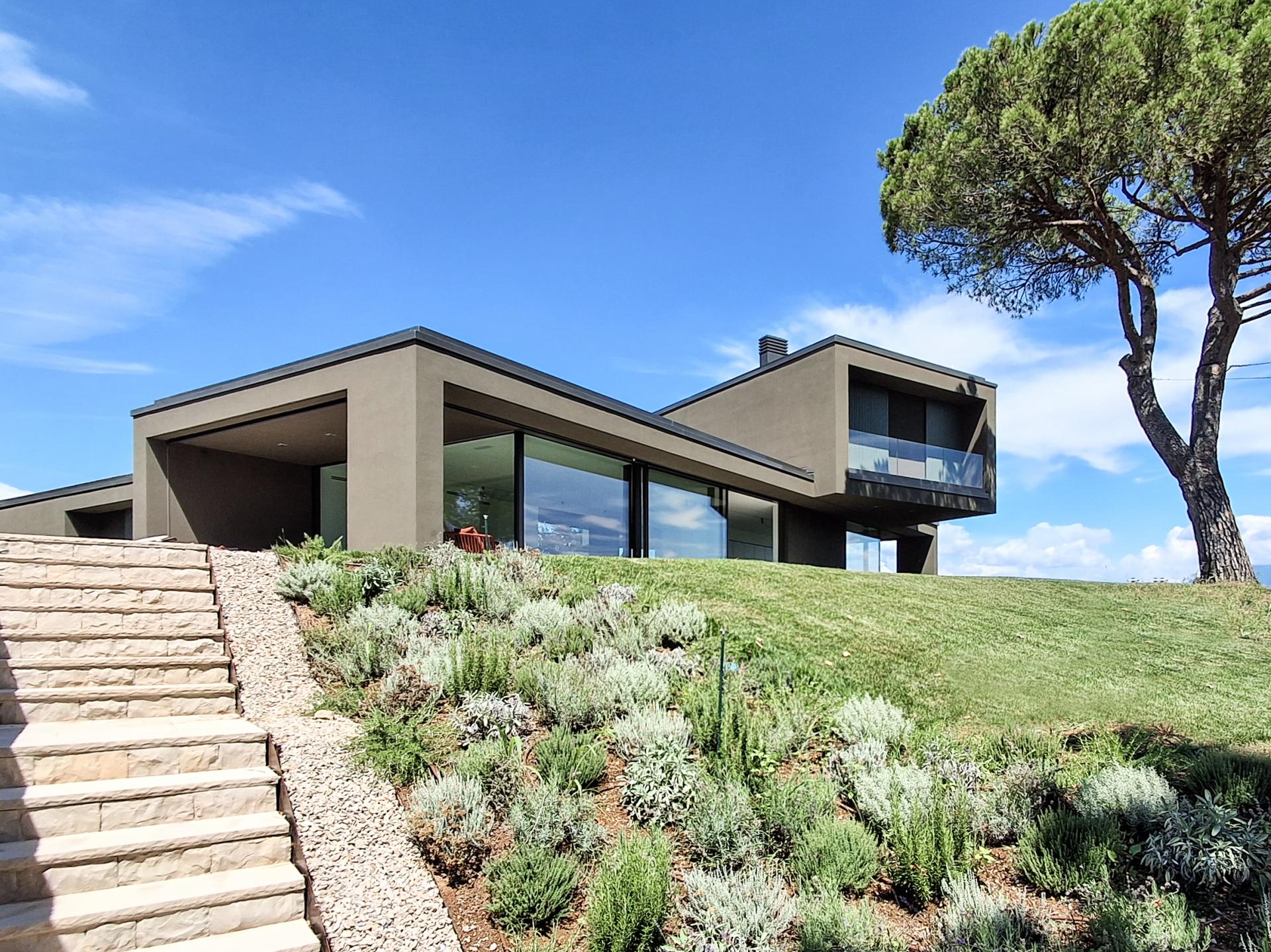 ILLE_006.jpg ILLE_006.jpg